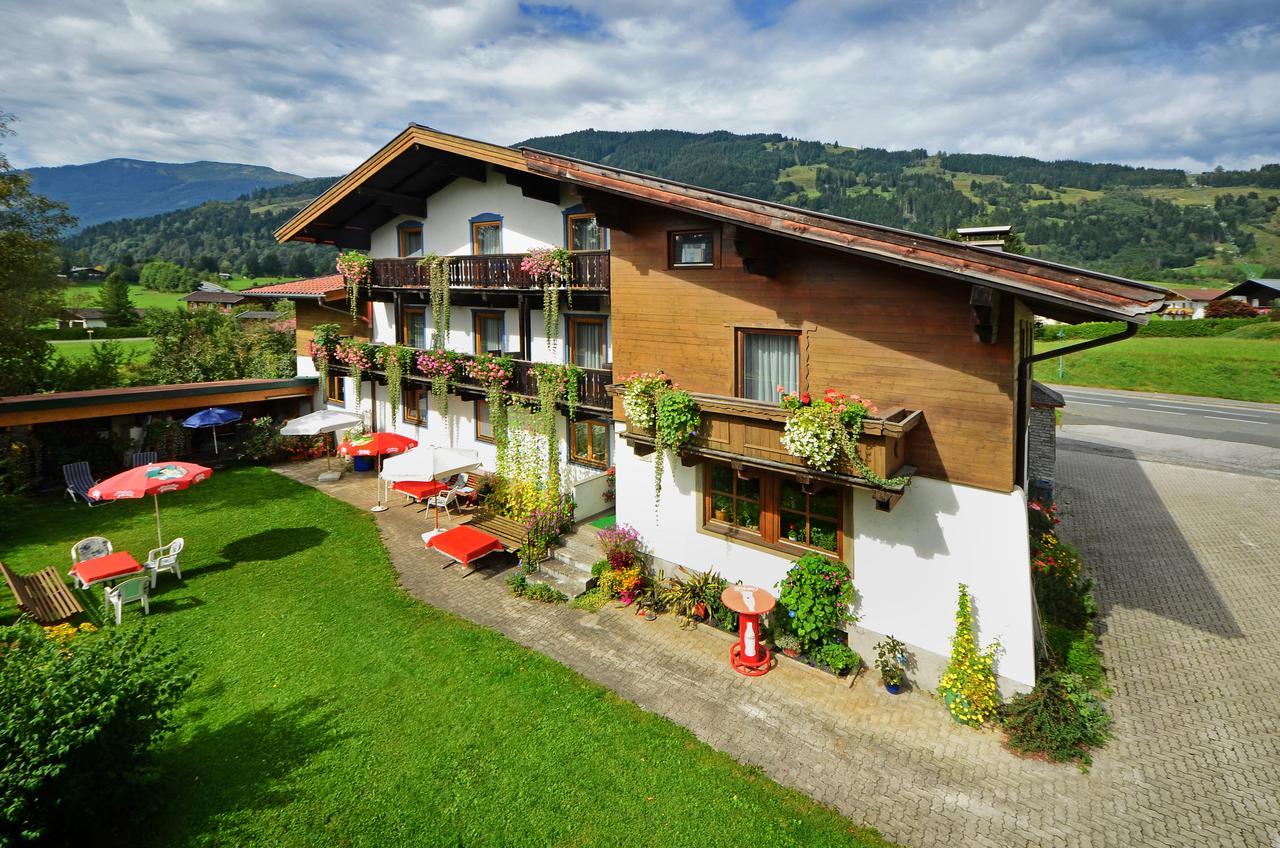 Pension Erlhof Saalfelden Exterior foto